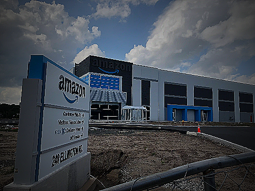 Warehouse at Amazon South Windsor - amazon south windsor photos